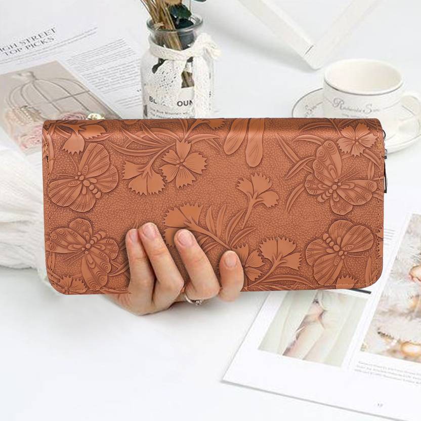 YESSBENZA Casual, Formal, Party, Sports Tan Clutch