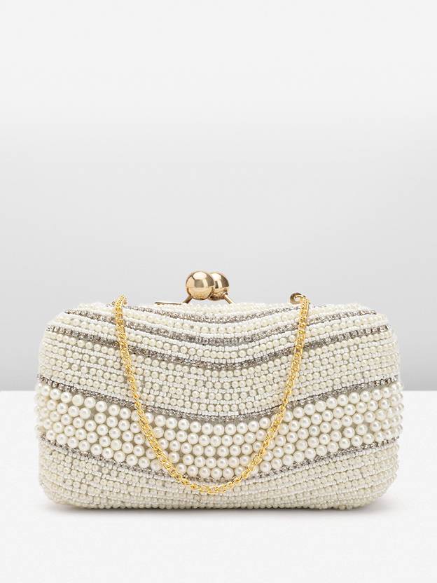 Fabbhue Party White  Clutch