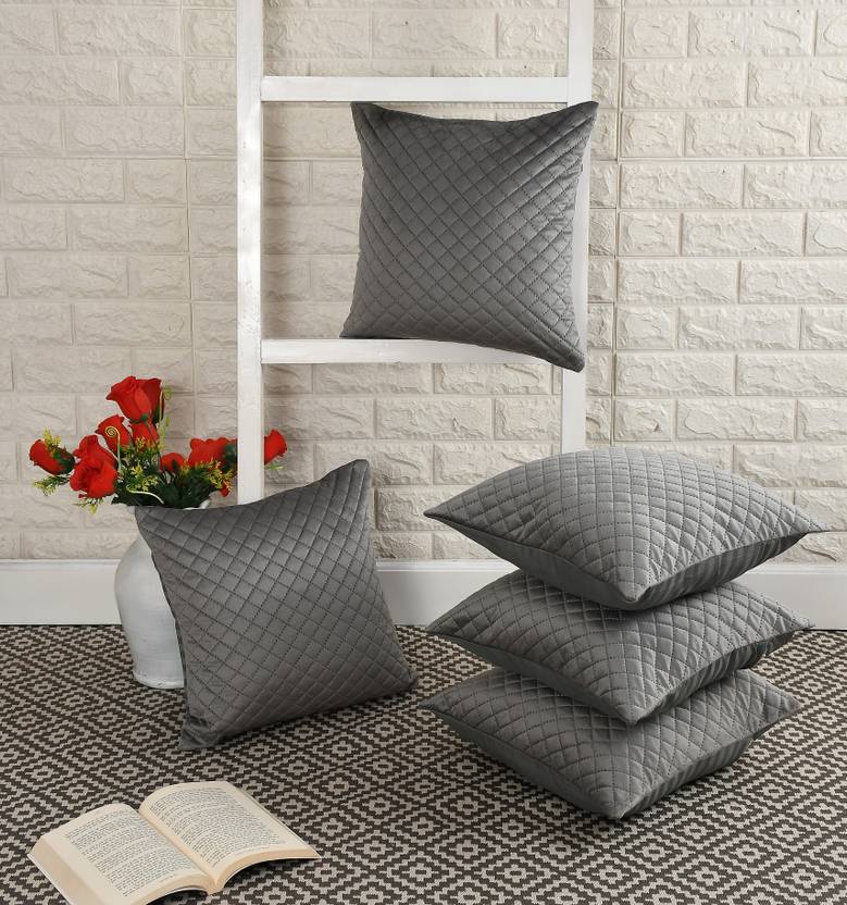 Bigger fish Velvet Cushions Cover