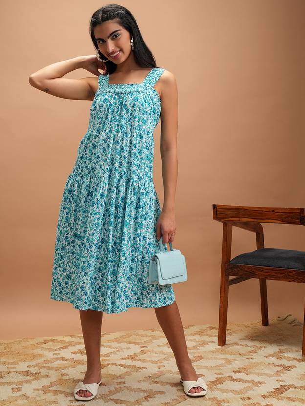 Vishudh Women Fit and Flare Light Blue, White Midi/Calf Length Dress