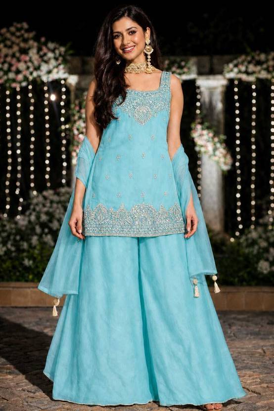 AKSHARAMERA Women Silk Blend Kurta Palazzo Dupatta Set