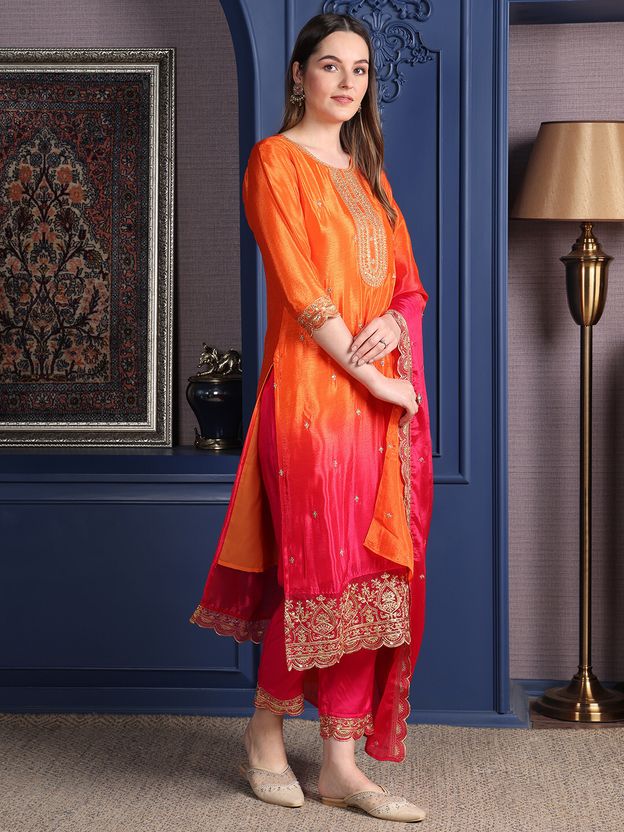 berrylicious Women Silk Blend Kurta Pant Dupatta Set - Image 2