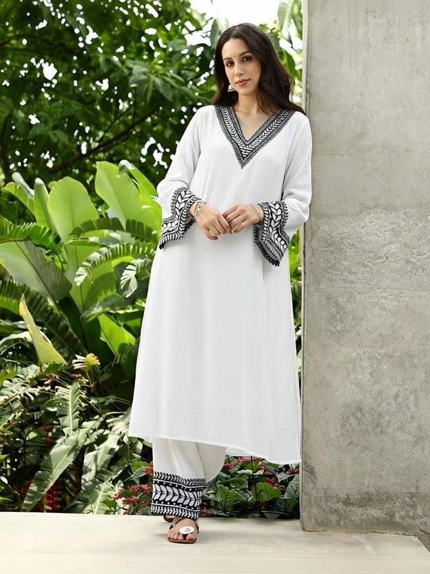 AADITASYA Women Kurta Palazzo Set