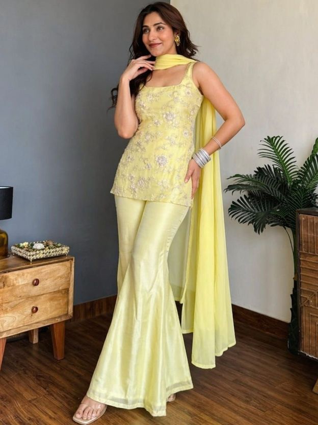 FLORIKA Women Silk Blend Kurta Palazzo Dupatta Set - Image 6