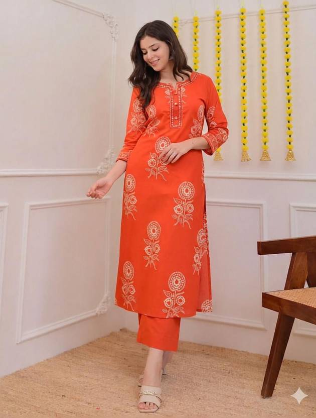 Aanganedit Women Viscose Rayon Kurta Pant Set