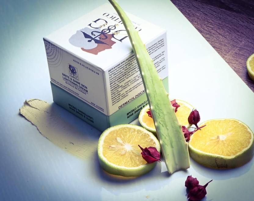 DG COSMETICO Skin Lightening Cream Vitamin C Enriched With Lemon