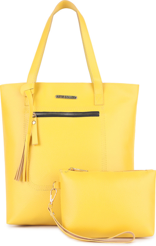 Shoulder Bag in Bag - Yellow