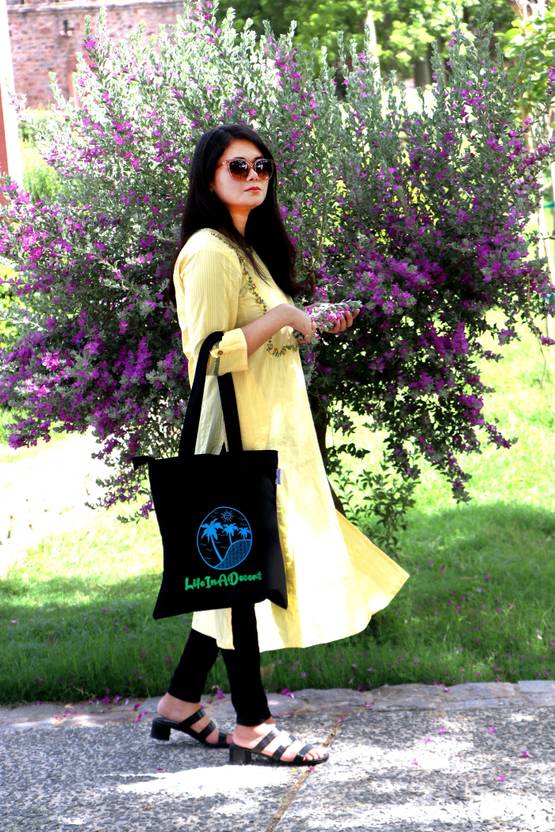 Women Black Tote