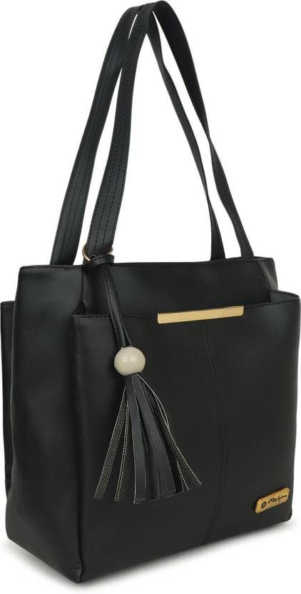 CLAPSNCLUTCH Women Black Hand-held Bag - Regular Size
