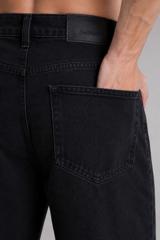 DenSHAH Men Straight Fit Mid Rise Black Jeans - Image 4