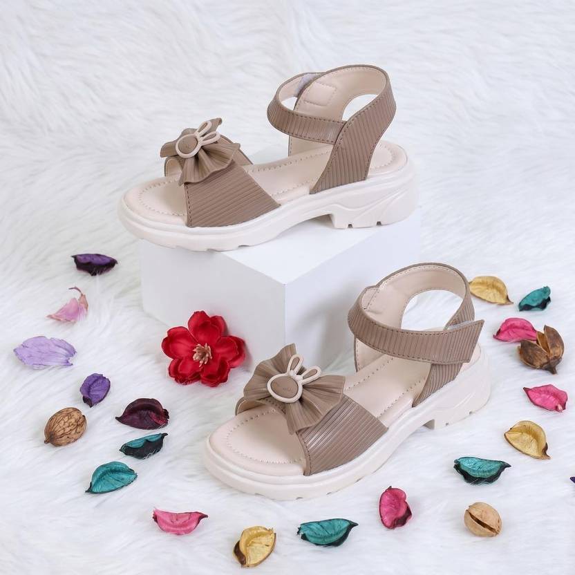 CST Lifestyle Disney Princess Girls Velcro Strappy Sandals