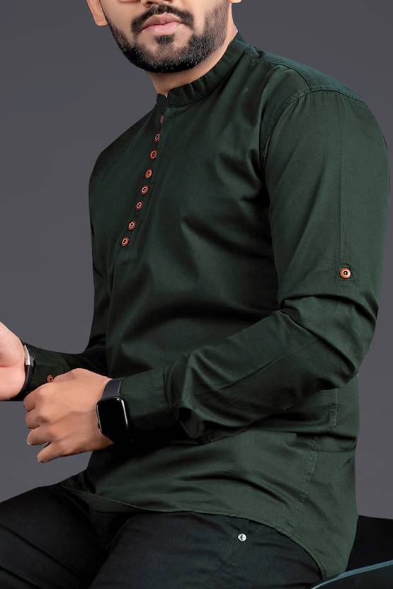 SOPANI Men Solid Cotton Blend Straight Kurta (Dark Green)