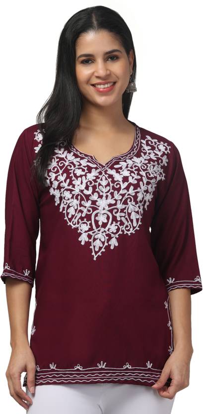 ILMA CREATION Women Embroidered Straight Kurta