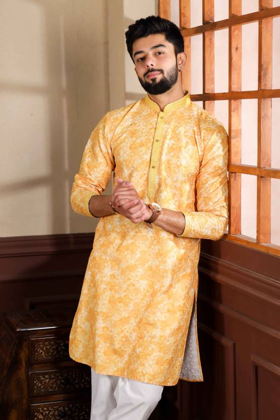 Koshin Men Embellished Cotton Blend Straight Kurta (Gold)