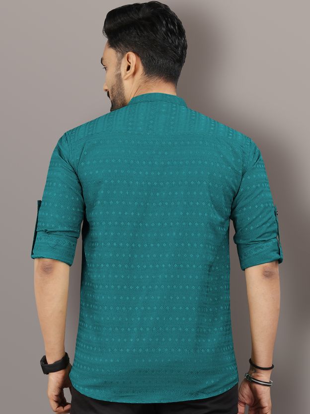 VeBNoR Men Self Design Straight Kurta - Image 2