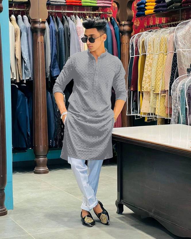 KURTAFORMEN Men Chikan Embroidery Cotton Rayon Straight Kurta (Grey)