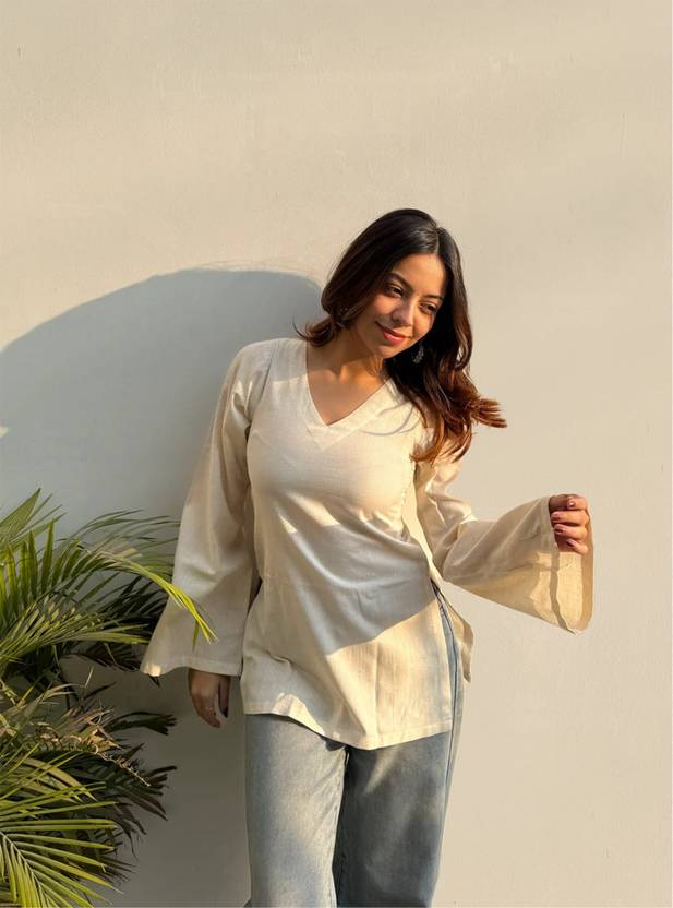 Light Daisy Women Solid Straight Kurta