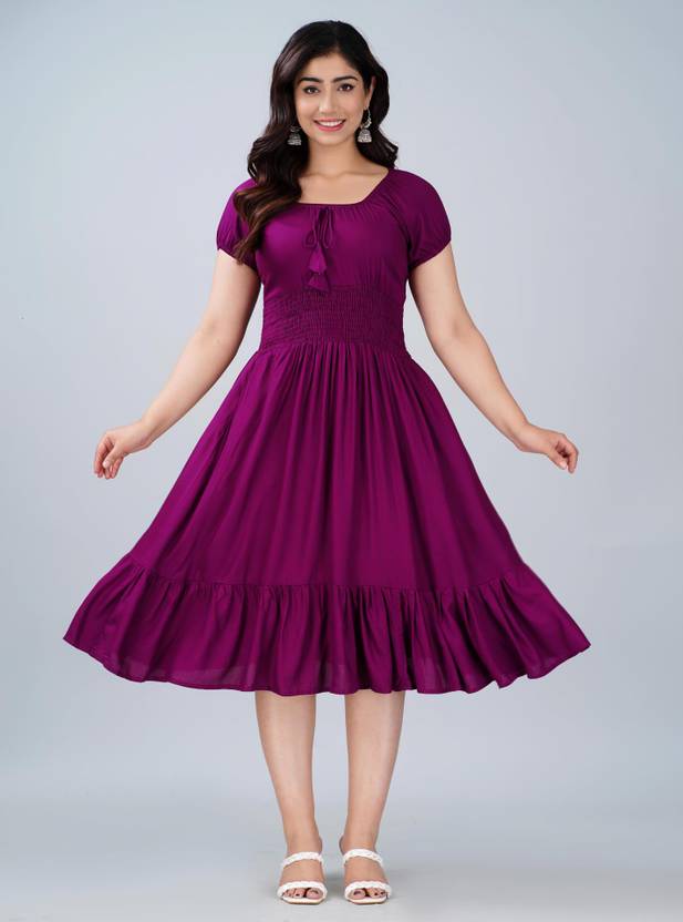 Yakshit Women Solid Anarkali Kurta