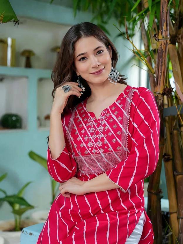 ABHIETHNICS Women Embroidered Straight Kurta