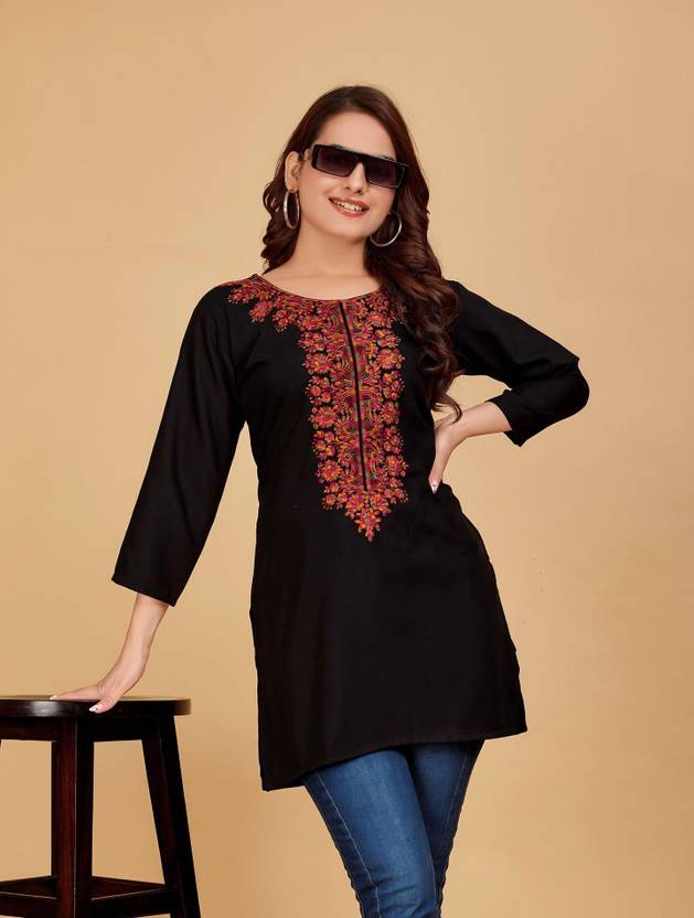 Kalavrund Creation Embroidered Viscose Rayon Straight Kurta for Women