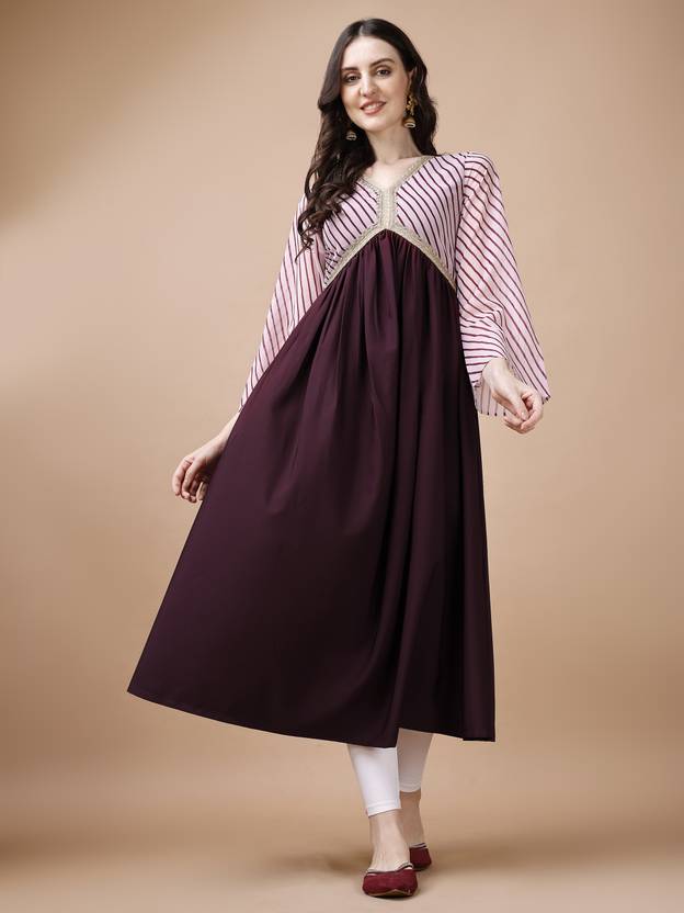 Glomee Printed Crepe Flared Kurta for Women
