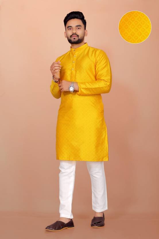 VASUDI Men Solid Jacquard Straight Kurta (Yellow)