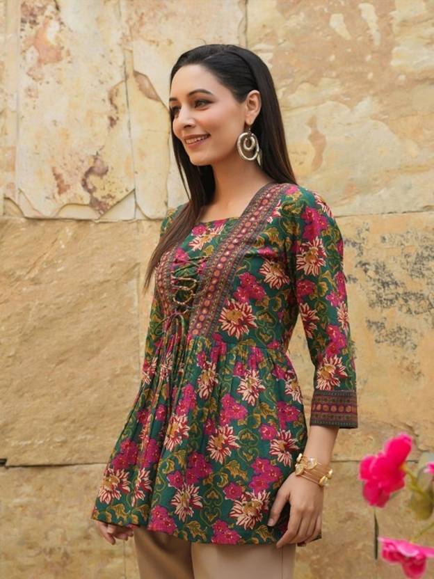 AnushreeEthnics Women Floral Print Flared Kurta
