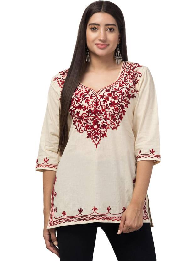 ILMA CREATION Women Embroidered Straight Kurta