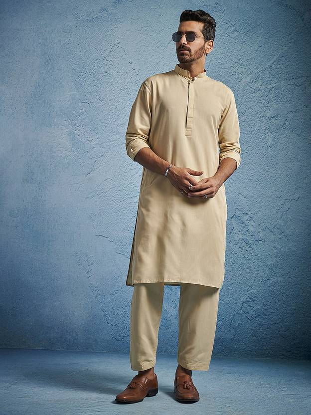 VASTRAMAY Men Solid Straight Kurta