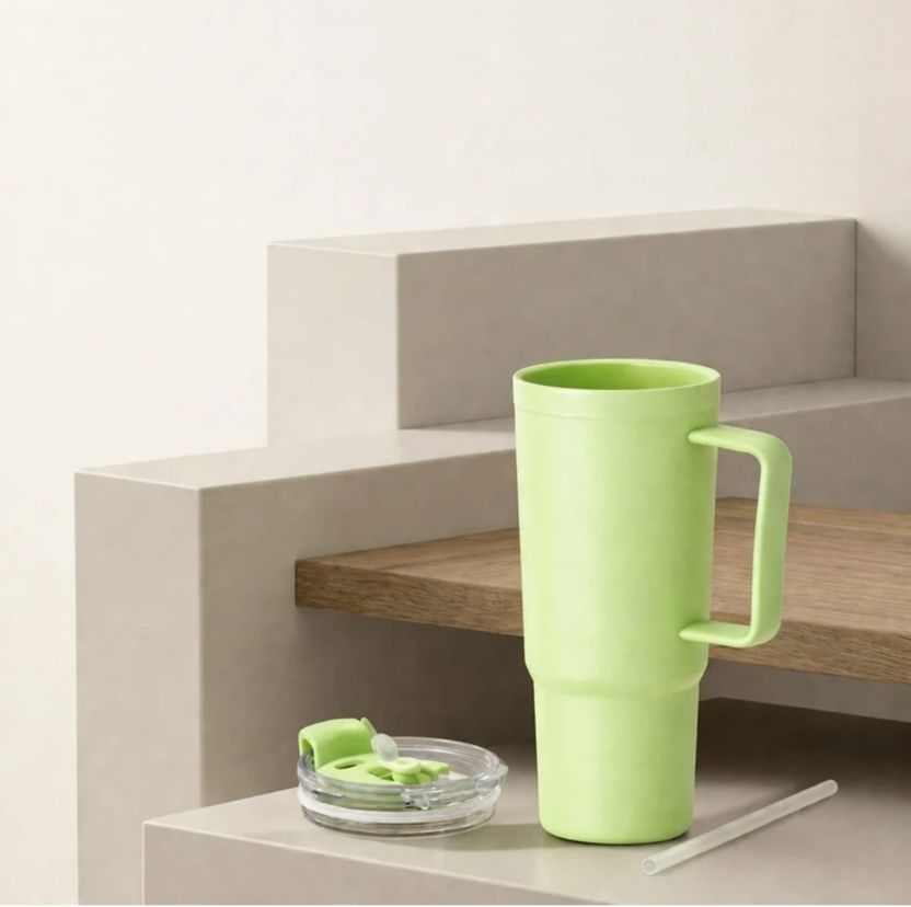 RANIC Large Capacity Water Tumbler with Handle & Straw - Image 3