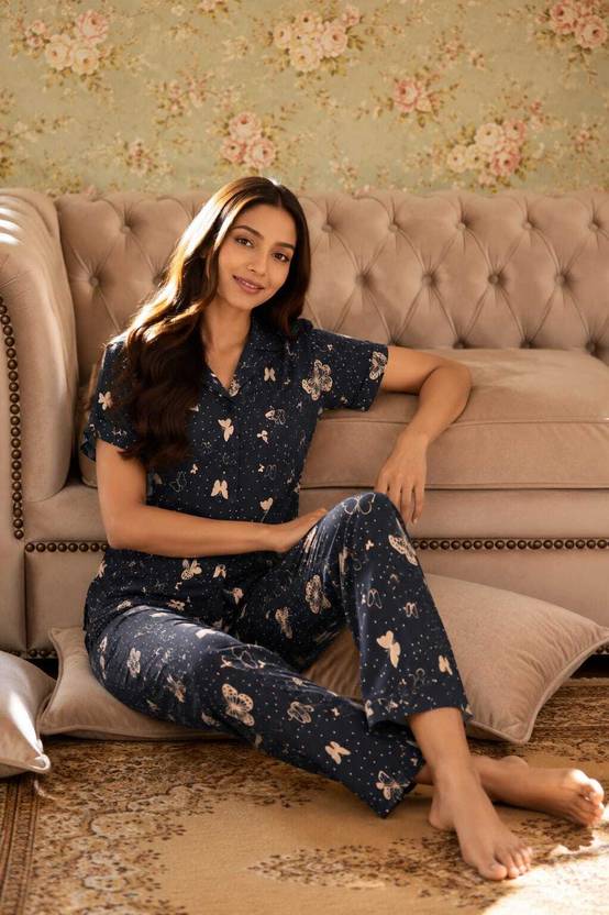 AATWANIS Women Printed Black Shirt & Pyjama set