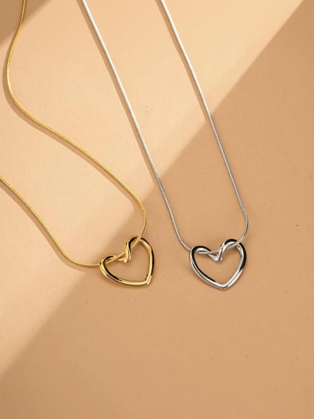 Misba 18k Gold Open Heart Pendant Set - Image 8