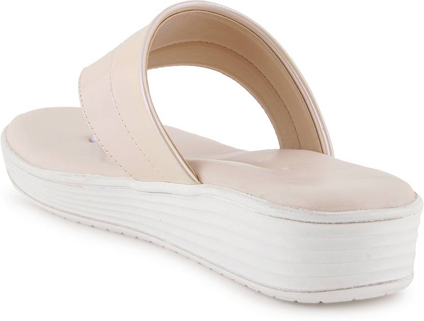 Women Off White Wedges Sandal
