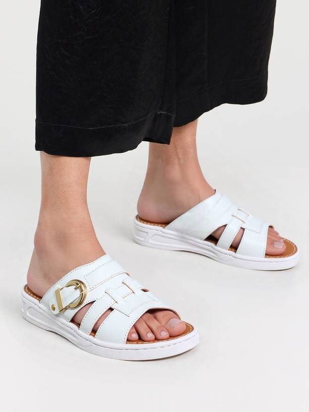 arba Men Flats Sandal