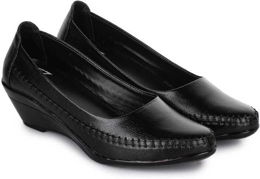 banuchi Women Bellies Sandal