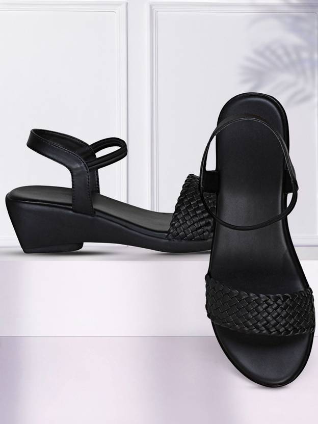 LILY Women Heels Sandal