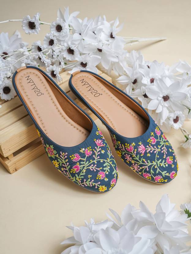 NYTY20 Women Flats Sandal