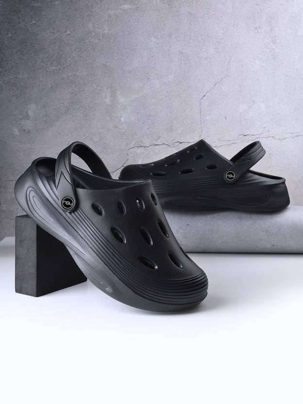 TOE CANDY Men Clogs