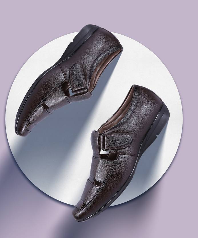 Men Brown Sandal