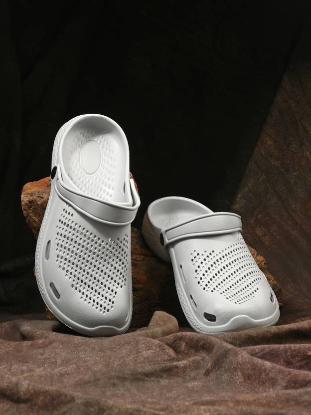 HRX by Hrithik Roshan Men Grey Clogs Sandal