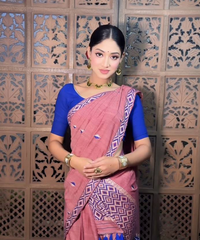 VARCREATION Woven, Geometric Print, Striped Mekhela Chador Pure Cotton Saree