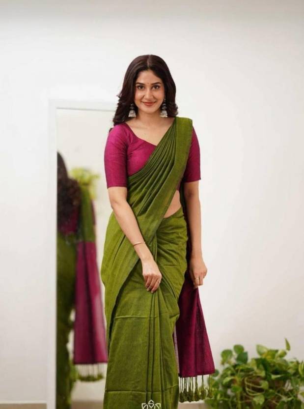 Balorampal Solid/Plain Handloom Pure Cotton Saree