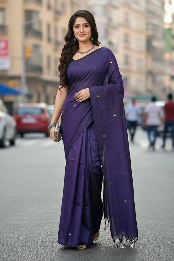 BongAp Striped Handloom Cotton Blend Saree