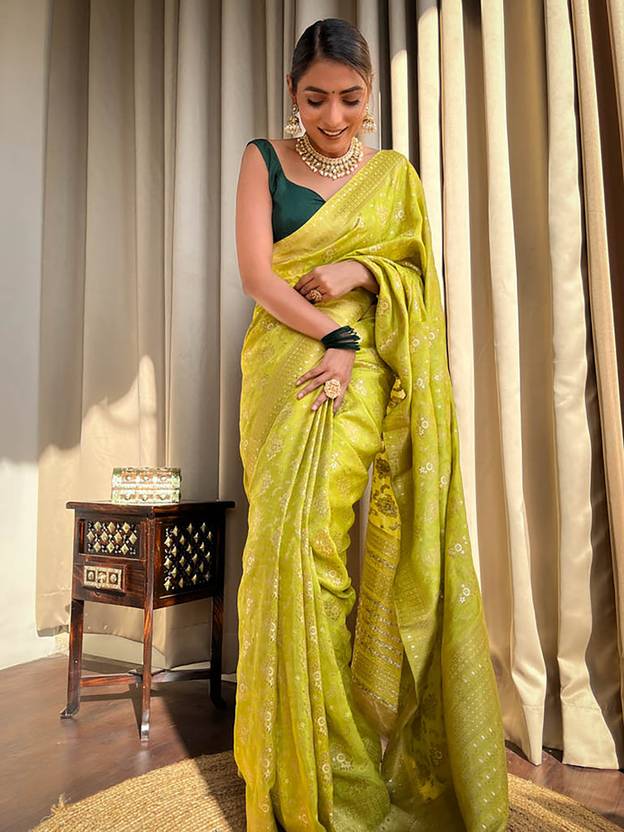 AMRUTKALA SAREES Woven Banarasi Silk Blend Saree