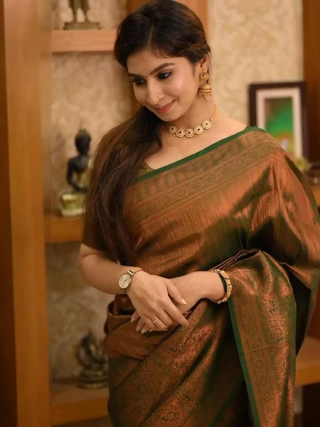 Zarrafashion Self Design, Woven Banarasi Art Silk Saree