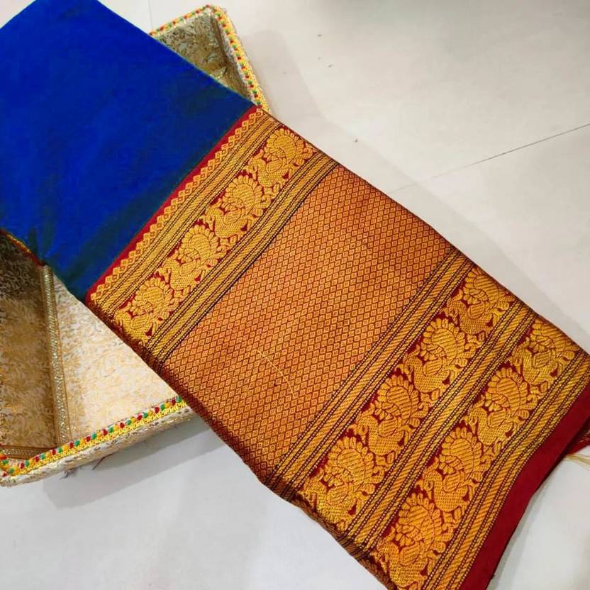 Magneitta Woven Narayanpet Cotton Silk Saree