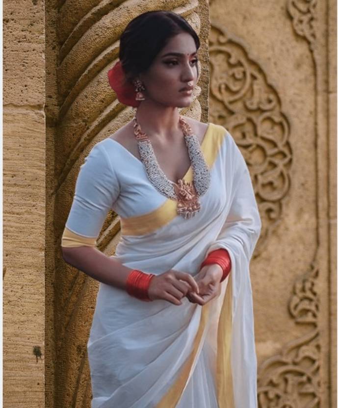 ANTIK Woven Kasavu Art Silk Saree