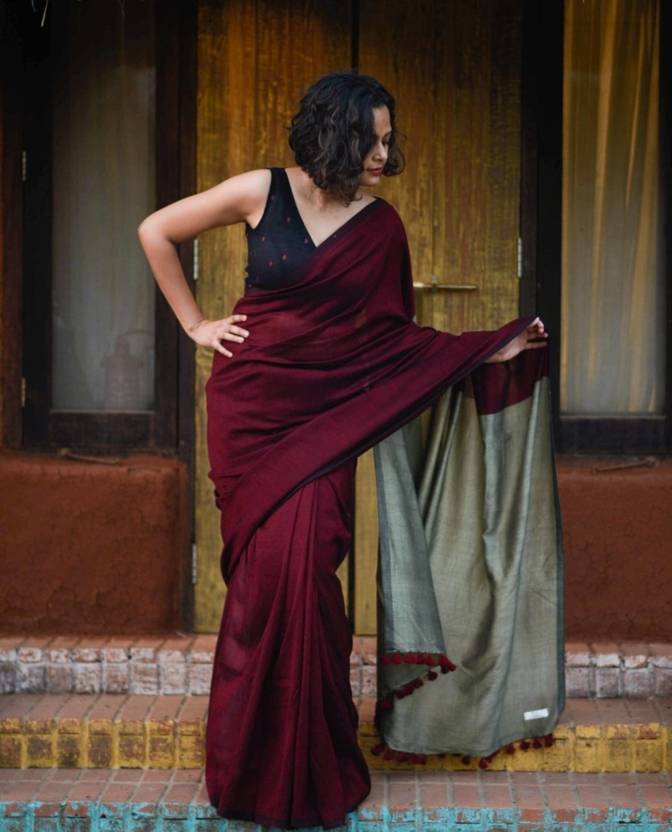 Shyamalisaree Woven Handloom Cotton Blend Saree (Red, Light Green)