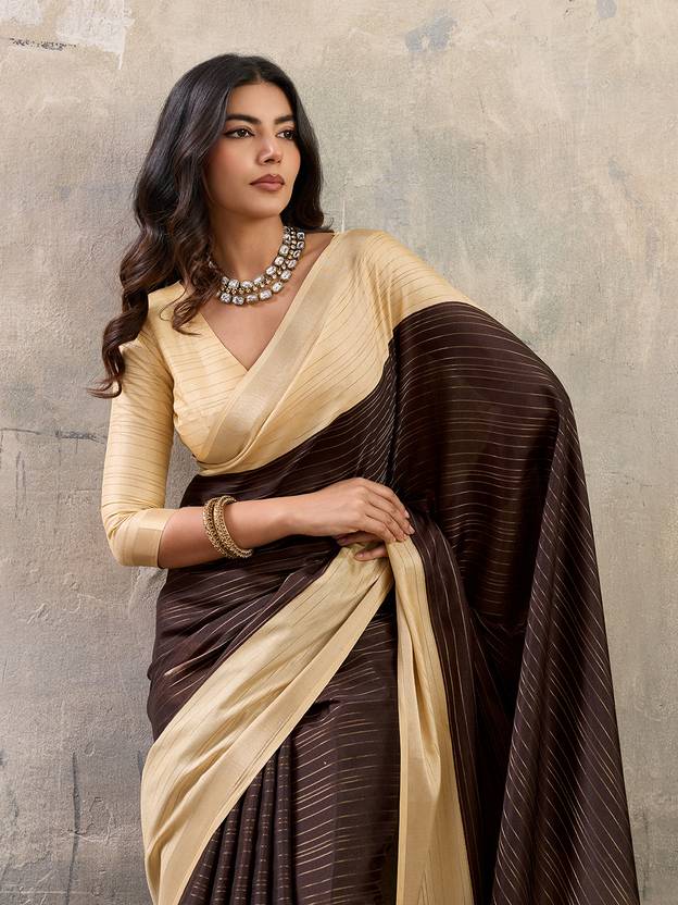 MIWAFASHION Printed, Woven Banarasi Silk Blend Saree