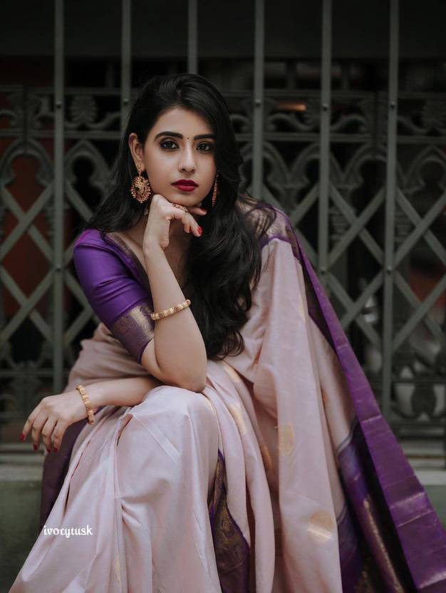 FashDeal Woven Kanjivaram Jacquard Saree